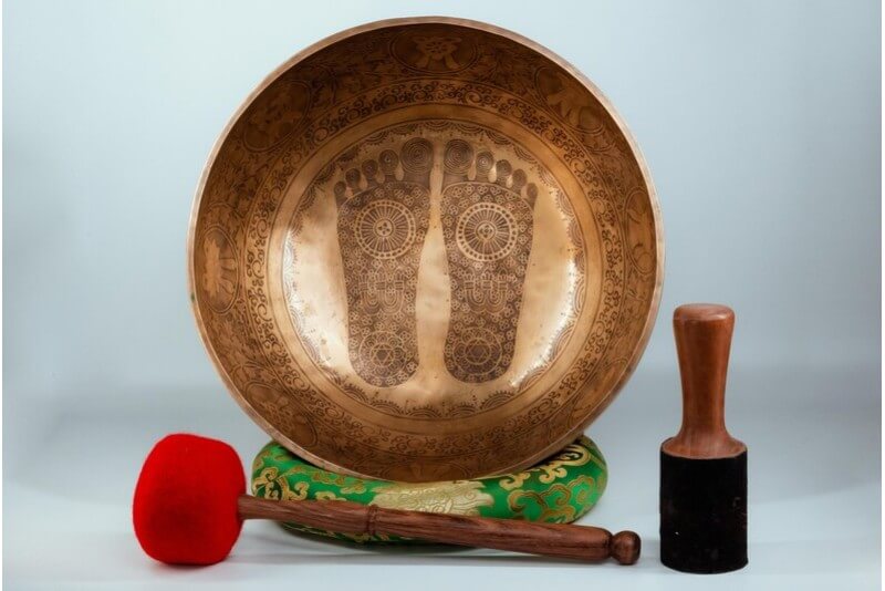 Foot Carved Singing Bowl – Deep Vibration Healing Bowl for Seven Chakra Balancing
