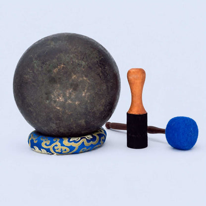 Antique Himalayan Singing Bowl – 26.5 cm | 1.76 kg