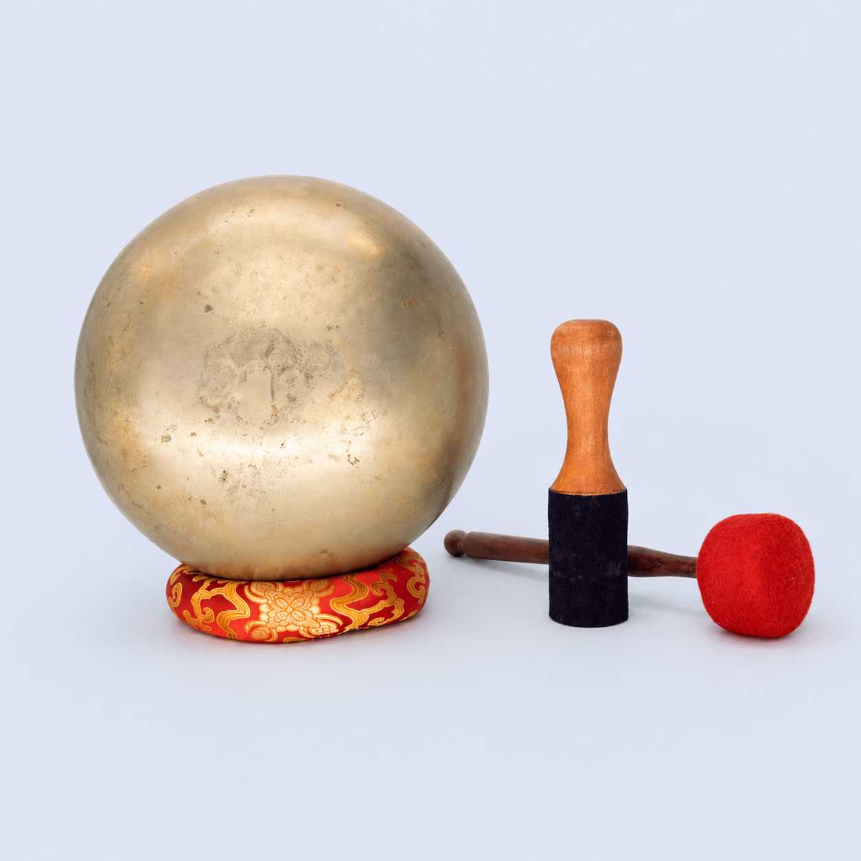 Antique Himalayan Singing Bowl – 27 cm | 1.48 kg