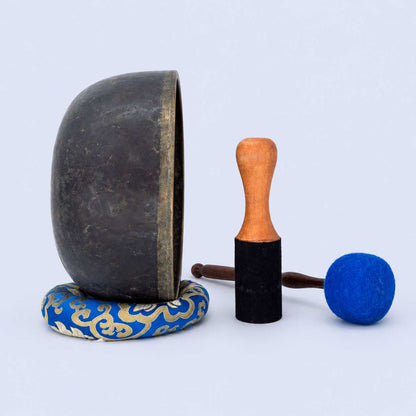 Antique Himalayan Singing Bowl – 26.5 cm | 1.76 kg