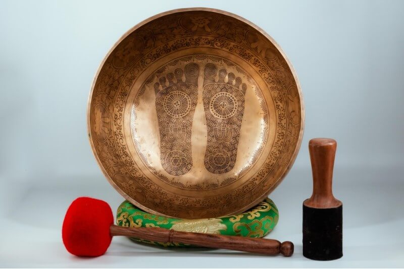 Large Foot Singing Bowl – Deep Vibration Healing Bowl for Chakra Balancing