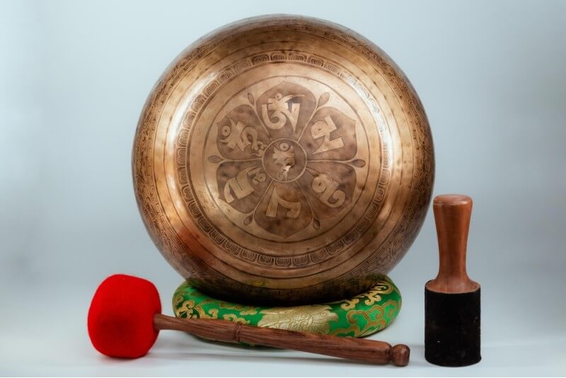 Large Foot Singing Bowl – Deep Vibration Healing Bowl for Chakra Balancing