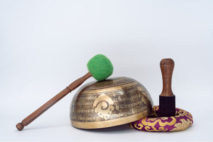 Om Mane Padme Hum Etched Singing Bowl