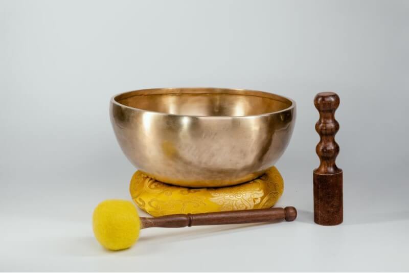 Golden Antique Fullmoon Singing Bowl