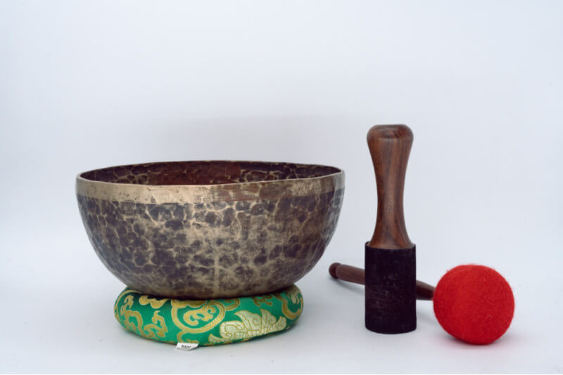 Antique 100-Year-Old Singing Bowl – 27.5 cm | 1.96 kg