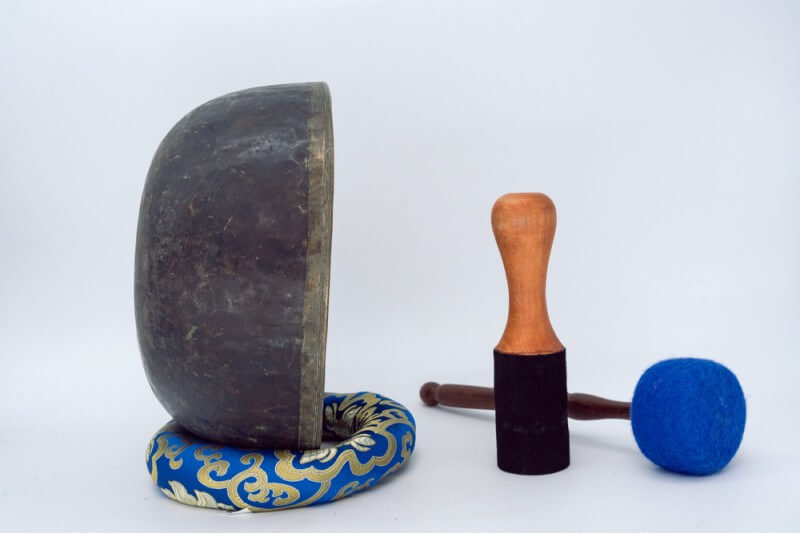 Antique Himalayan Singing Bowl – 26.5 cm | 1.76 kg